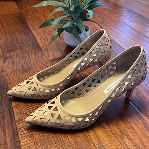 Diane von Furstenberg Avery Pumps size 9M